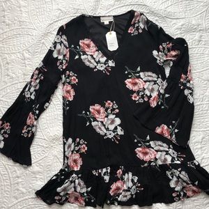 Love Riche Black Bell Sleeve Floral Dress